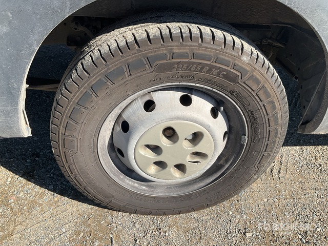 2014 Iveco Daily 35S15 Van Truck - Vehículo comercial ligero: foto 4 2014 Iveco Daily 35S15 Van Truck - Vehículo comercial ligero: foto 4