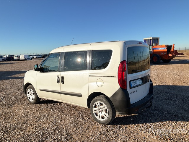 2016 Fiat Doblo Van Truck - Vehículo comercial ligero: foto 2 2016 Fiat Doblo Van Truck - Vehículo comercial ligero: foto 2