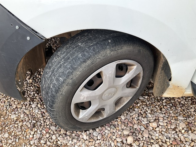 2017 DACIA Dooker Cargo Van - Vehículo comercial ligero: foto 4 2017 DACIA Dooker Cargo Van - Vehículo comercial ligero: foto 4