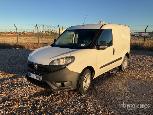 2018 Fiat Doblo Cargo Van - Vehículo comercial ligero: foto 1 2018 Fiat Doblo Cargo Van - Vehículo comercial ligero: foto 1