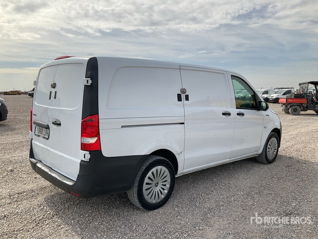 2019 Mercedes-Benz eVito Electric Cargo Van - Vehículo comercial ligero: foto 3 2019 Mercedes-Benz eVito Electric Cargo Van - Vehículo comercial ligero: foto 3