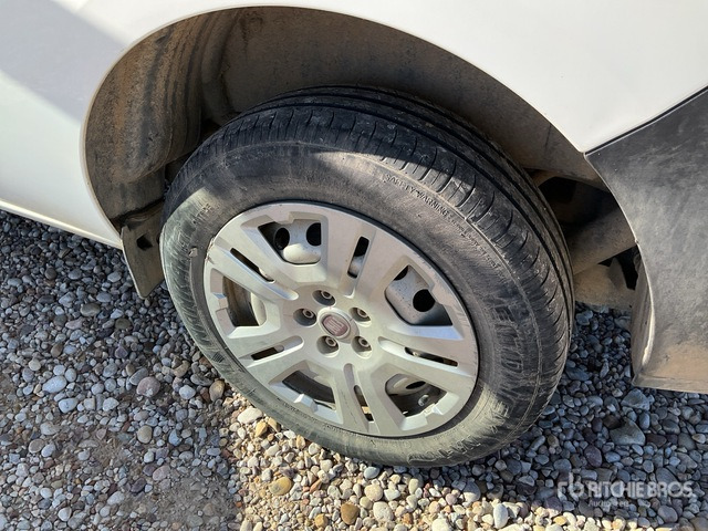 2020 Fiat Doblo Cargo Van - Vehículo comercial ligero: foto 4 2020 Fiat Doblo Cargo Van - Vehículo comercial ligero: foto 4