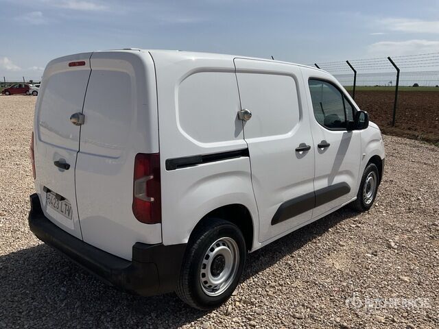 2021 Opel Combo Cargo Van - Vehículo comercial ligero: foto 3 2021 Opel Combo Cargo Van - Vehículo comercial ligero: foto 3