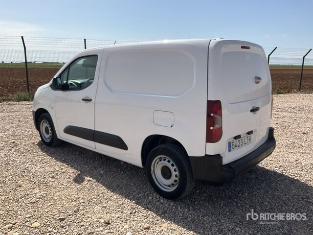 2021 Opel Combo Cargo Van - Vehículo comercial ligero: foto 2 2021 Opel Combo Cargo Van - Vehículo comercial ligero: foto 2