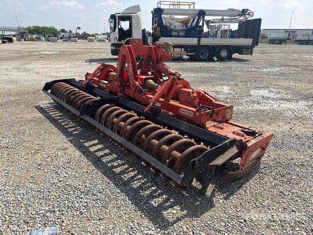 1997 Maschio Falco 4000 Harrow Packer - Grada rotativa: foto 3 1997 Maschio Falco 4000 Harrow Packer - Grada rotativa: foto 3