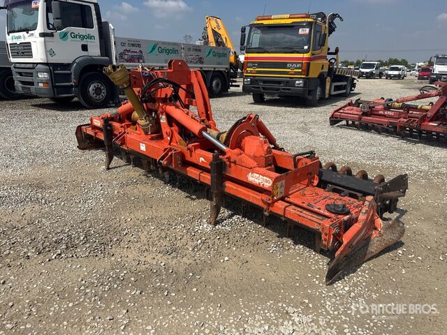 1997 Maschio Falco 4000 Harrow Packer - Grada rotativa: foto 1 1997 Maschio Falco 4000 Harrow Packer - Grada rotativa: foto 1
