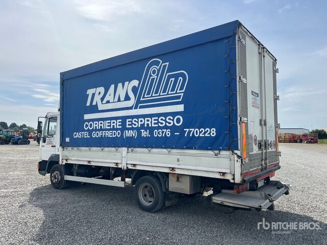 1999 MAN 8.163 4x2 Curtain Side Truck - Camión lona: foto 2 1999 MAN 8.163 4x2 Curtain Side Truck - Camión lona: foto 2