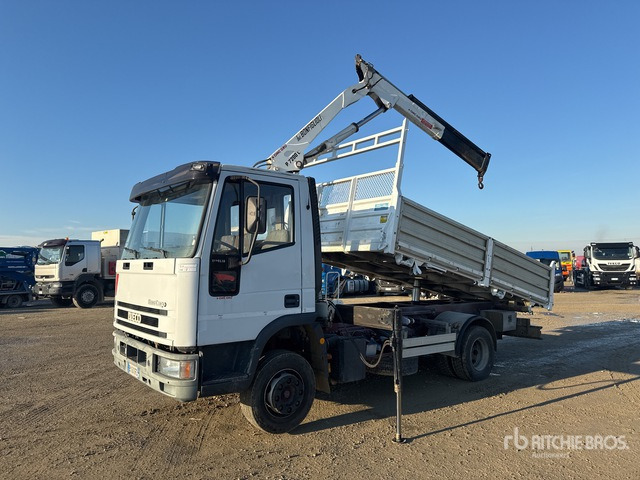 2002 Iveco Eurocargo 110EL18 Bonfiglioli P7200L 1980 kg on 4x2 Dump Truck with Crane - Volquete camión: foto 1 2002 Iveco Eurocargo 110EL18 Bonfiglioli P7200L 1980 kg on 4x2 Dump Truck with Crane - Volquete camión: foto 1