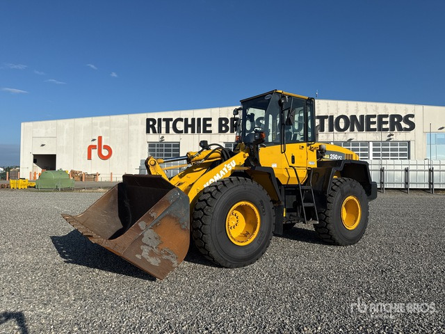 2003 Komatsu WA250-5 Pala gommata - Cargadora de ruedas: foto 2 2003 Komatsu WA250-5 Pala gommata - Cargadora de ruedas: foto 2