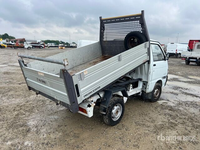 Volquete camión 2007 Piaggio Porter 4x4 (Inoperable) Dump Truck: Light Duty: foto 6 Volquete camión 2007 Piaggio Porter 4x4 (Inoperable) Dump Truck: Light Duty: foto 6