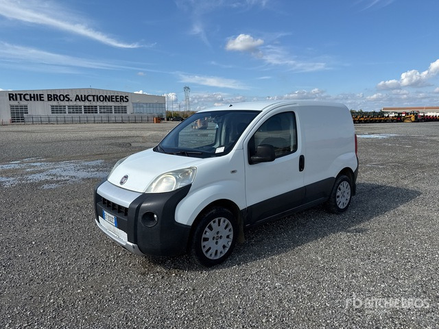 2015 Fiat Fiorino Autocarro furgonato - Furgoneta pequeña: foto 1 2015 Fiat Fiorino Autocarro furgonato - Furgoneta pequeña: foto 1