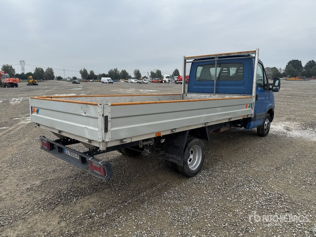 2015 Iveco Daily 35C11 Autocarro cassone fisso - Caja abierta furgoneta: foto 3 2015 Iveco Daily 35C11 Autocarro cassone fisso - Caja abierta furgoneta: foto 3