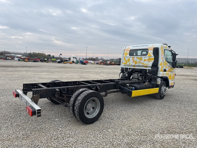 2015 Mitsubishi Fuso Canter 4x2 Cab and Chassis - Chasis camión: foto 3 2015 Mitsubishi Fuso Canter 4x2 Cab and Chassis - Chasis camión: foto 3