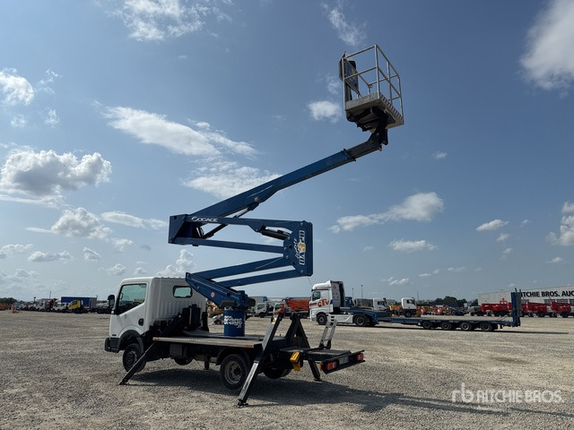 2015 Nissan Cabstar 35.12 2015 Socage DA320 20 m on Bucket Truck - Camión con plataforma elevadora: foto 4 2015 Nissan Cabstar 35.12 2015 Socage DA320 20 m on Bucket Truck - Camión con plataforma elevadora: foto 4