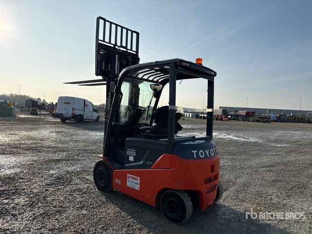 2015 Toyota 8FNMKT25 Electric Forklift - Carretilla elevadora eléctrica: foto 2 2015 Toyota 8FNMKT25 Electric Forklift - Carretilla elevadora eléctrica: foto 2