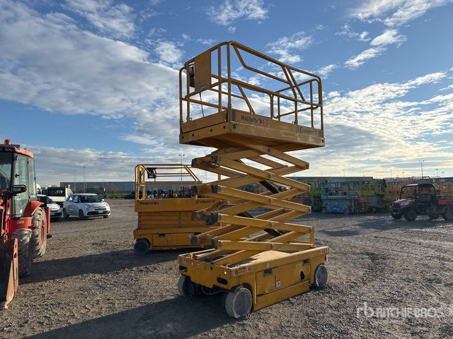 2016 Haulotte Compact12 Electric Scissor Lift - Plataforma de tijeras: foto 2 2016 Haulotte Compact12 Electric Scissor Lift - Plataforma de tijeras: foto 2