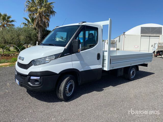 2016 Iveco Daily Flatbed Truck - Camión caja abierta: foto 1 2016 Iveco Daily Flatbed Truck - Camión caja abierta: foto 1