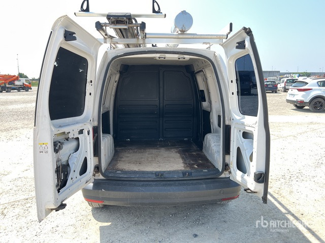2016 Volkswagen Caddy 2.0 TDI 110CV 4MOTION Van Truck - Furgoneta pequeña: foto 5 2016 Volkswagen Caddy 2.0 TDI 110CV 4MOTION Van Truck - Furgoneta pequeña: foto 5