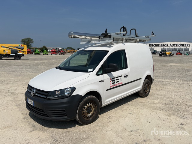 2016 Volkswagen Caddy 2.0 TDI 110CV 4MOTION Van Truck - Furgoneta pequeña: foto 1 2016 Volkswagen Caddy 2.0 TDI 110CV 4MOTION Van Truck - Furgoneta pequeña: foto 1