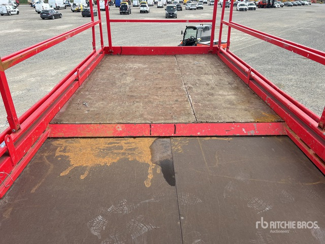 2017 Holland Lift HL220 D25 Scissor Lift - Plataforma de tijeras: foto 5 2017 Holland Lift HL220 D25 Scissor Lift - Plataforma de tijeras: foto 5