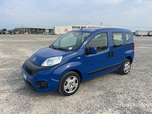 2019 Fiat Qubo Autocarro furgonato - Furgoneta combi: foto 1 2019 Fiat Qubo Autocarro furgonato - Furgoneta combi: foto 1