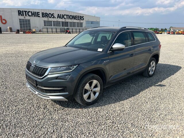2019 Skoda Kodiaq 4x4 4x4 SUV - SUV/ Todoterreno: foto 1 2019 Skoda Kodiaq 4x4 4x4 SUV - SUV/ Todoterreno: foto 1