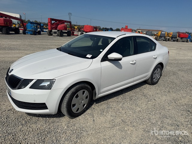 2020 Skoda Octavia Autovettura - Coche: foto 1 2020 Skoda Octavia Autovettura - Coche: foto 1