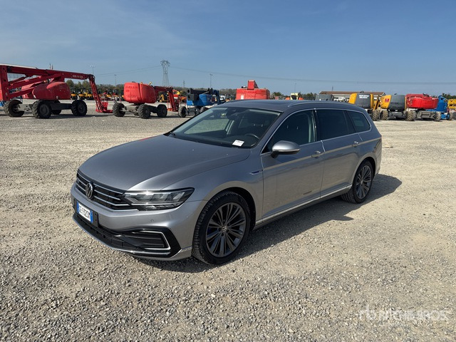 2021 Volkswagen Passat 1.4 PLUG IN HYBRID GTE DSG Station Wagon - Coche familiar: foto 2 2021 Volkswagen Passat 1.4 PLUG IN HYBRID GTE DSG Station Wagon - Coche familiar: foto 2