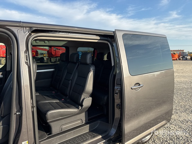 2024 Peugeot Traveller 8-Seat 2.0 BLUEHDI S&S Allure S ... Bus - Minibús, Furgoneta de pasajeros: foto 5 2024 Peugeot Traveller 8-Seat 2.0 BLUEHDI S&S Allure S ... Bus - Minibús, Furgoneta de pasajeros: foto 5