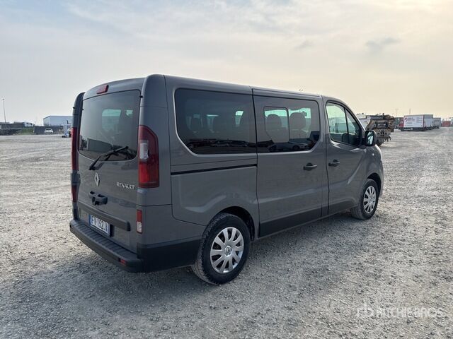 2019 Renault Trafic 9-Seat Bus - Autobús: foto 3 2019 Renault Trafic 9-Seat Bus - Autobús: foto 3