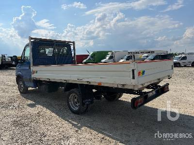 IVECO 35C11 - Camión caja abierta: foto 2 IVECO 35C11 - Camión caja abierta: foto 2