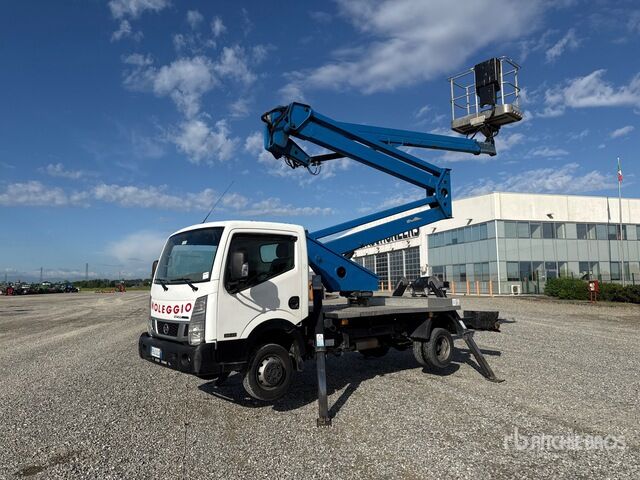 Nissan Cabstar 35.12 Bucket Truck - Camión con plataforma elevadora: foto 1 Nissan Cabstar 35.12 Bucket Truck - Camión con plataforma elevadora: foto 1