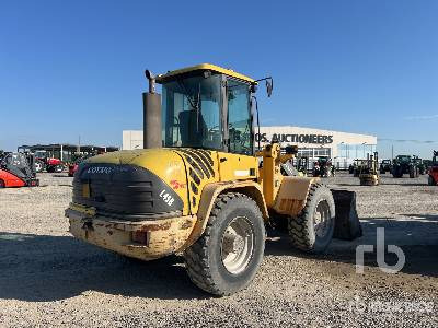 VOLVO L45 - Cargadora de ruedas: foto 3 VOLVO L45 - Cargadora de ruedas: foto 3