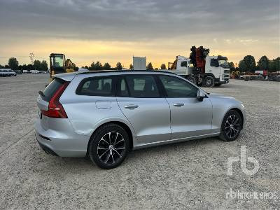 VOLVO V60 SW D3 GEARTRONIC BUSINESS 2.0 150CV - Coche: foto 3 VOLVO V60 SW D3 GEARTRONIC BUSINESS 2.0 150CV - Coche: foto 3