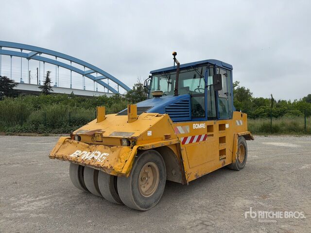 2001 Bomag BW24R 8 Wheel Compacteur Pneumatique Pneumatic Roller - Rodillo de neumáticos: foto 1 2001 Bomag BW24R 8 Wheel Compacteur Pneumatique Pneumatic Roller - Rodillo de neumáticos: foto 1