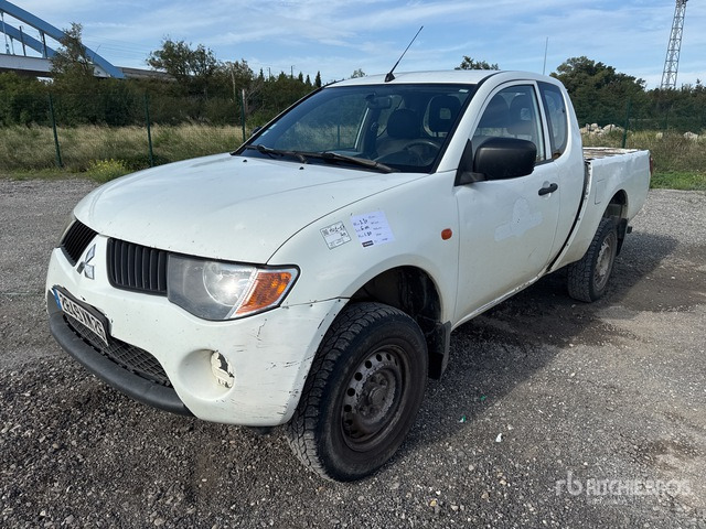 2007 Mitsubishi L200 4x4 Pickup - Pick-up: foto 2 2007 Mitsubishi L200 4x4 Pickup - Pick-up: foto 2