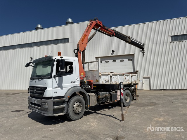 2008 Mercedes Axor 1833 2008 Palfinger PK15500 6100 kg ... Dump Truck with Crane - Volquete camión, Camión grúa: foto 3 2008 Mercedes Axor 1833 2008 Palfinger PK15500 6100 kg ... Dump Truck with Crane - Volquete camión, Camión grúa: foto 3