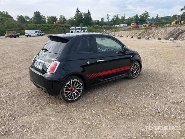 2010 Fiat 500 Abarth Automobile - Coche: foto 3 2010 Fiat 500 Abarth Automobile - Coche: foto 3