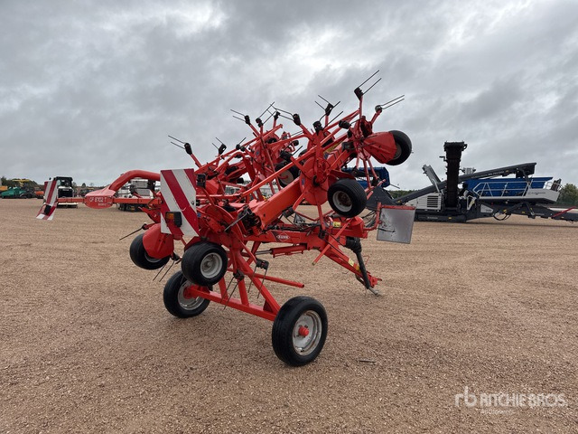 2011 Kuhn GF8702T 8.7 m 3-Point 8 Rotor Faneuse Hay Tedder - Henificadora: foto 3 2011 Kuhn GF8702T 8.7 m 3-Point 8 Rotor Faneuse Hay Tedder - Henificadora: foto 3