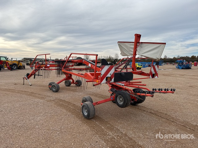 2012 Kuhn GA 7932 7.9 m Semi-Mount 2 Rotor Andaineur Hay Rake - Henificadora: foto 2 2012 Kuhn GA 7932 7.9 m Semi-Mount 2 Rotor Andaineur Hay Rake - Henificadora: foto 2