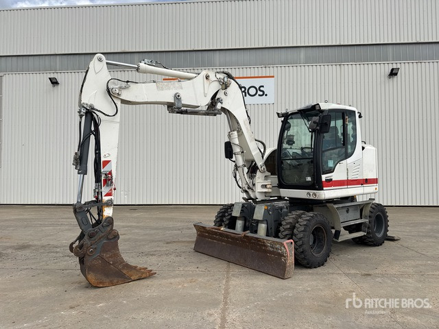 2014 Liebherr A912 Compact Pelle Sur Pneus Wheel Excavator - Excavadora de ruedas: foto 1 2014 Liebherr A912 Compact Pelle Sur Pneus Wheel Excavator - Excavadora de ruedas: foto 1