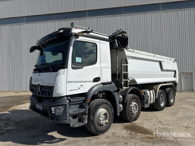 2021 Mercedes-Benz Arocs 3243 Camion Benne 8x4 Tri/A Dump Truck - Volquete camión: foto 2 2021 Mercedes-Benz Arocs 3243 Camion Benne 8x4 Tri/A Dump Truck - Volquete camión: foto 2