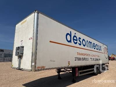 FRUEHAUF Remorque Fourgon - Caja cerrada semirremolque: foto 1 FRUEHAUF Remorque Fourgon - Caja cerrada semirremolque: foto 1