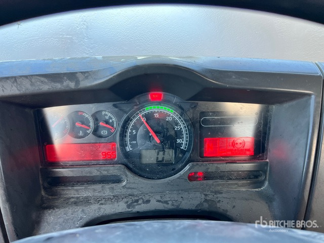 Renault Midlum 220 Dxi S/A Dump Truck - Volquete camión: foto 1 Renault Midlum 220 Dxi S/A Dump Truck - Volquete camión: foto 1