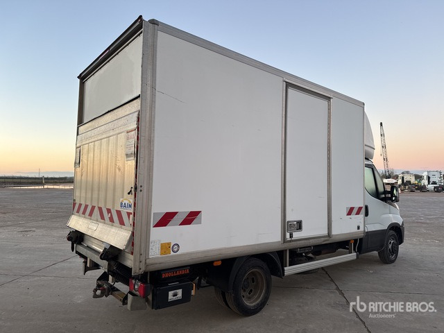 2017 Iveco 35-140 Vehicule Utilitaire Cargo Van - Vehículo comercial ligero: foto 3 2017 Iveco 35-140 Vehicule Utilitaire Cargo Van - Vehículo comercial ligero: foto 3