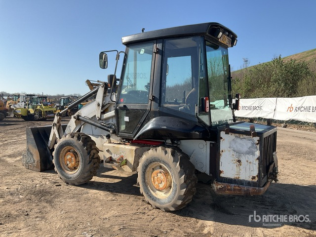 2004 JCB 2CX Airmaster MK3 Utility Tractor - Tractor viñedo/ Frutero: foto 2 2004 JCB 2CX Airmaster MK3 Utility Tractor - Tractor viñedo/ Frutero: foto 2