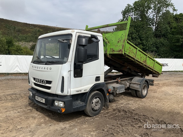2012 Iveco Eurocargo 75E16 4x2 Roll-Off Truck - Desbrozadora de martillos/ Trituradora: foto 2 2012 Iveco Eurocargo 75E16 4x2 Roll-Off Truck - Desbrozadora de martillos/ Trituradora: foto 2