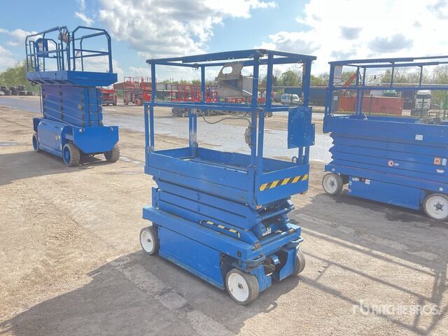 2012 Skyjack SJIII-3219 Electric (Inoperable) Scissor Lift - Plataforma de tijeras: foto 4 2012 Skyjack SJIII-3219 Electric (Inoperable) Scissor Lift - Plataforma de tijeras: foto 4