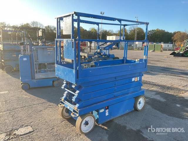2012 Skyjack SJIII3226 Electric Scissor Lift - Plataforma de tijeras: foto 3 2012 Skyjack SJIII3226 Electric Scissor Lift - Plataforma de tijeras: foto 3