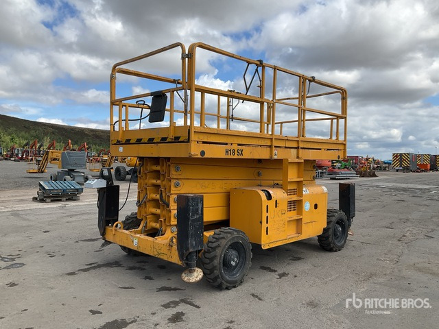 2014 Haulotte H18SDX 4x4 Diesel Scissor Lift - Plataforma de tijeras: foto 4 2014 Haulotte H18SDX 4x4 Diesel Scissor Lift - Plataforma de tijeras: foto 4
